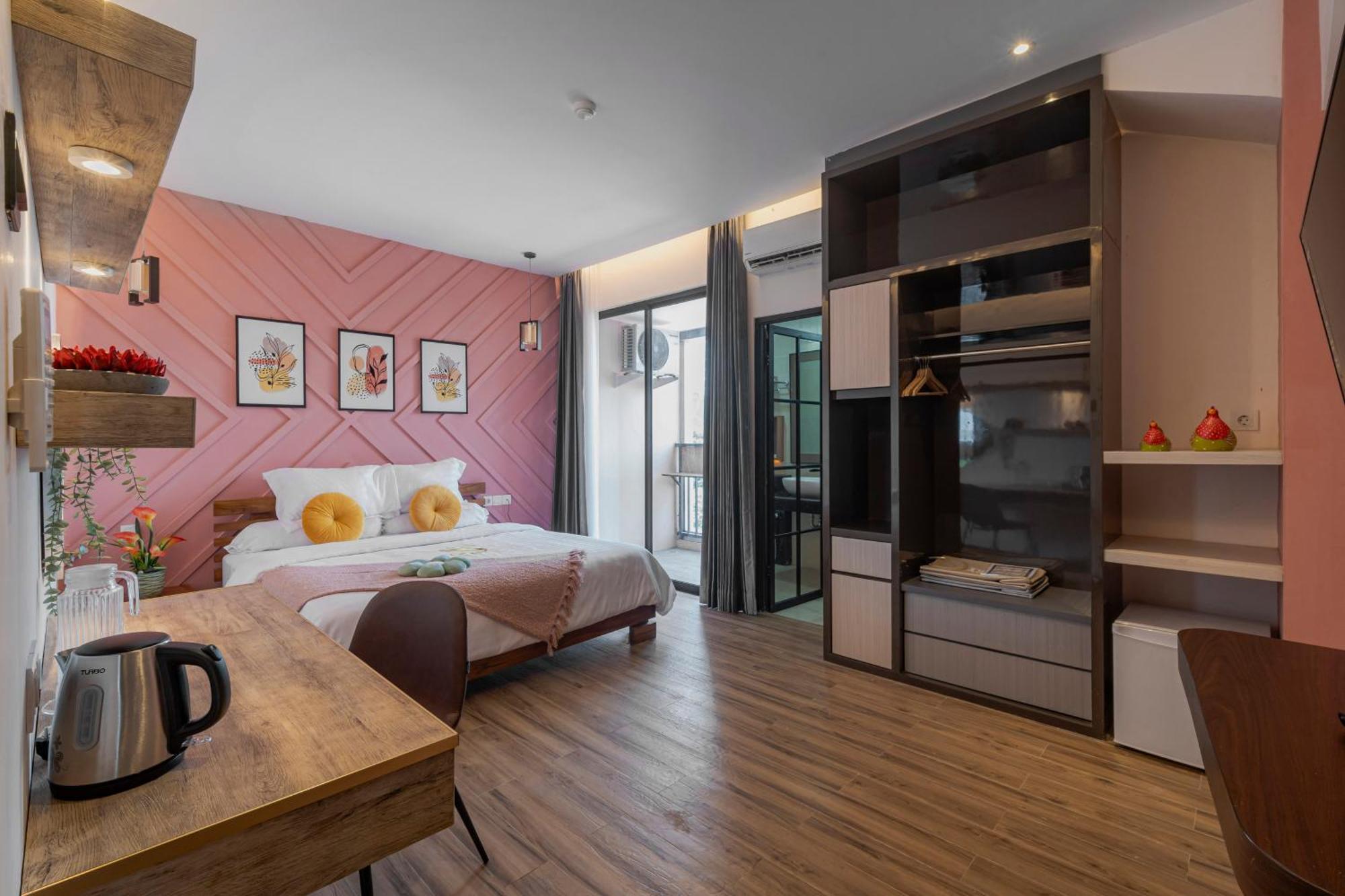 Stay.Vie Hotel Сурабая Екстериор снимка