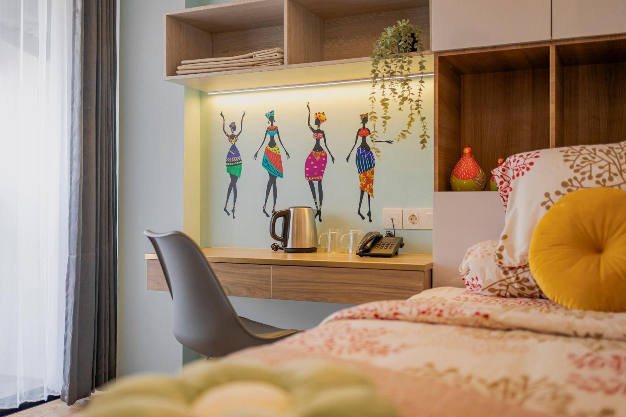 Stay.Vie Hotel Сурабая Екстериор снимка
